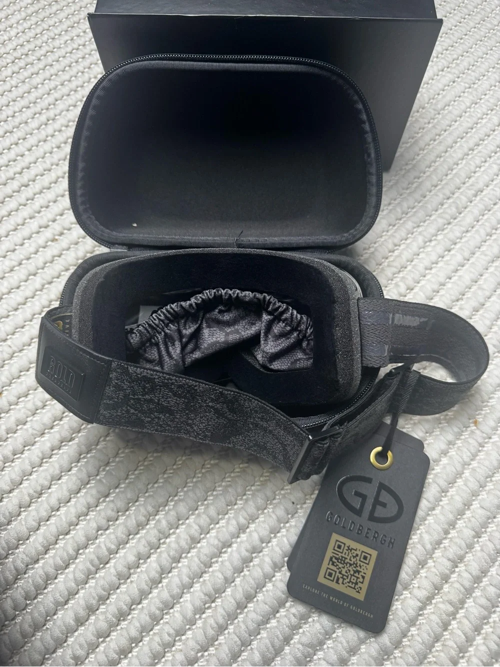 Goldbergh Veil Ski Goggles in Lace Black NEW in box